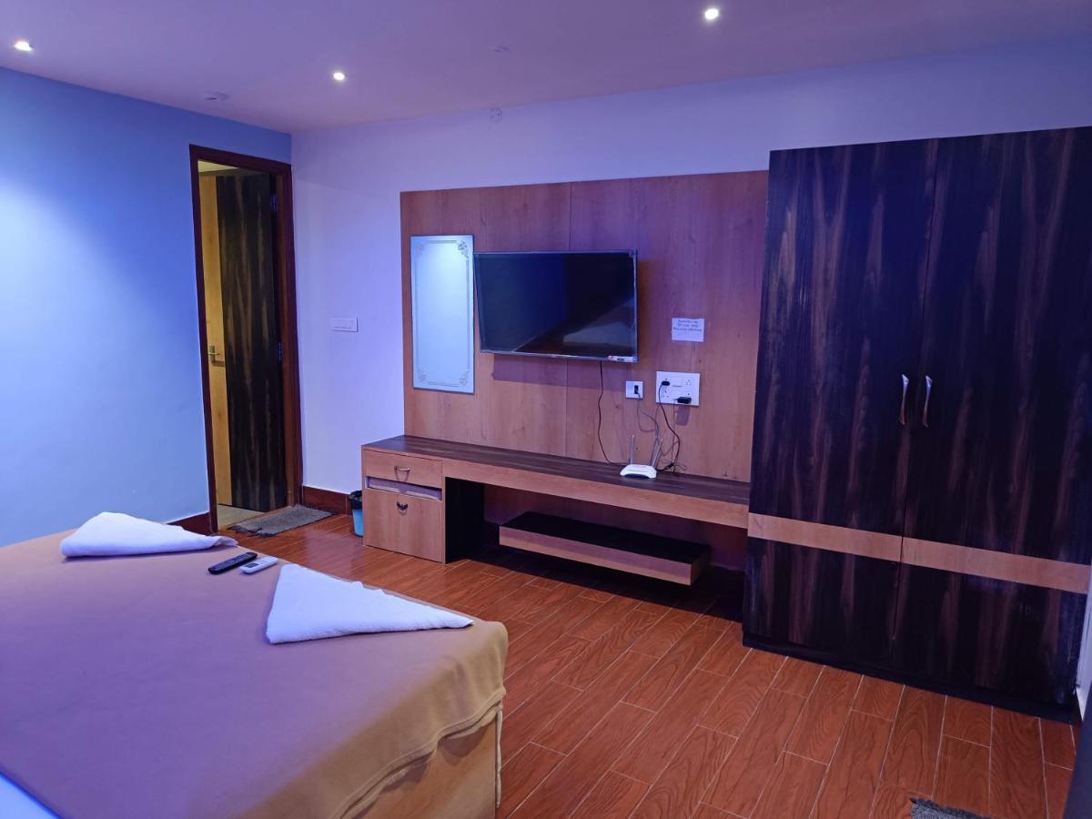Umino Beach Resort Chennai Eksteriør billede