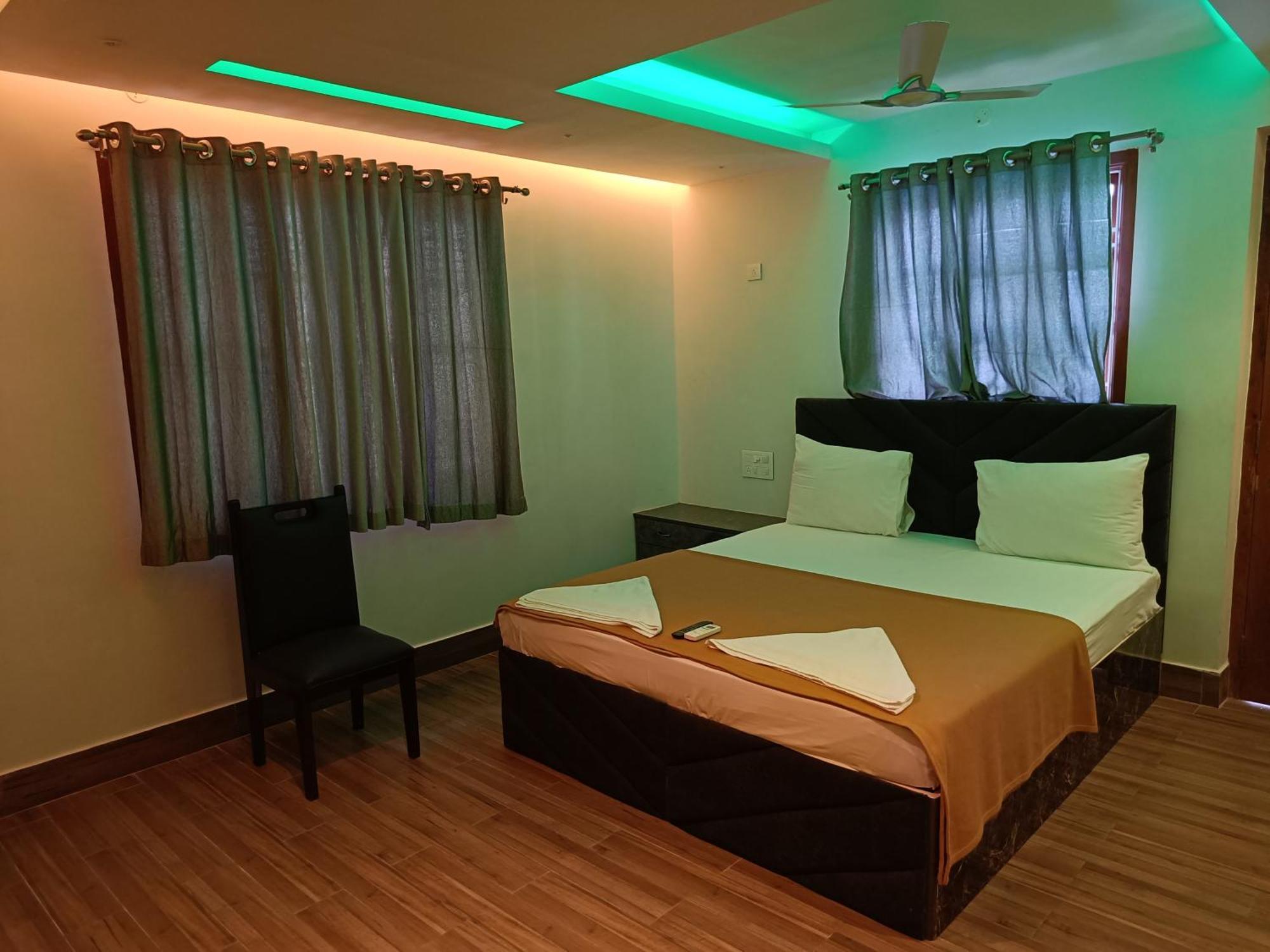 Umino Beach Resort Chennai Eksteriør billede